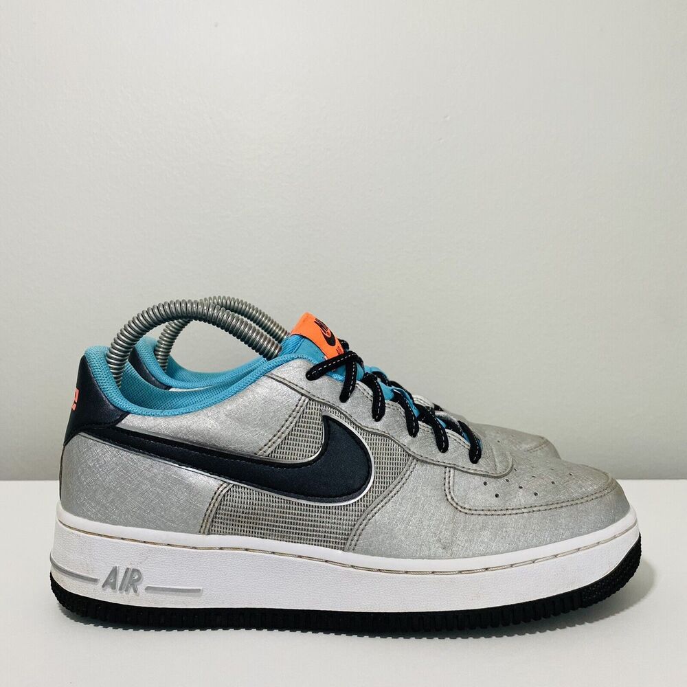Nike Air Force 1 One Low Boys 6Y Shoes Silver Gray Space To Dream CW6011-001 - Picture 2 of 12